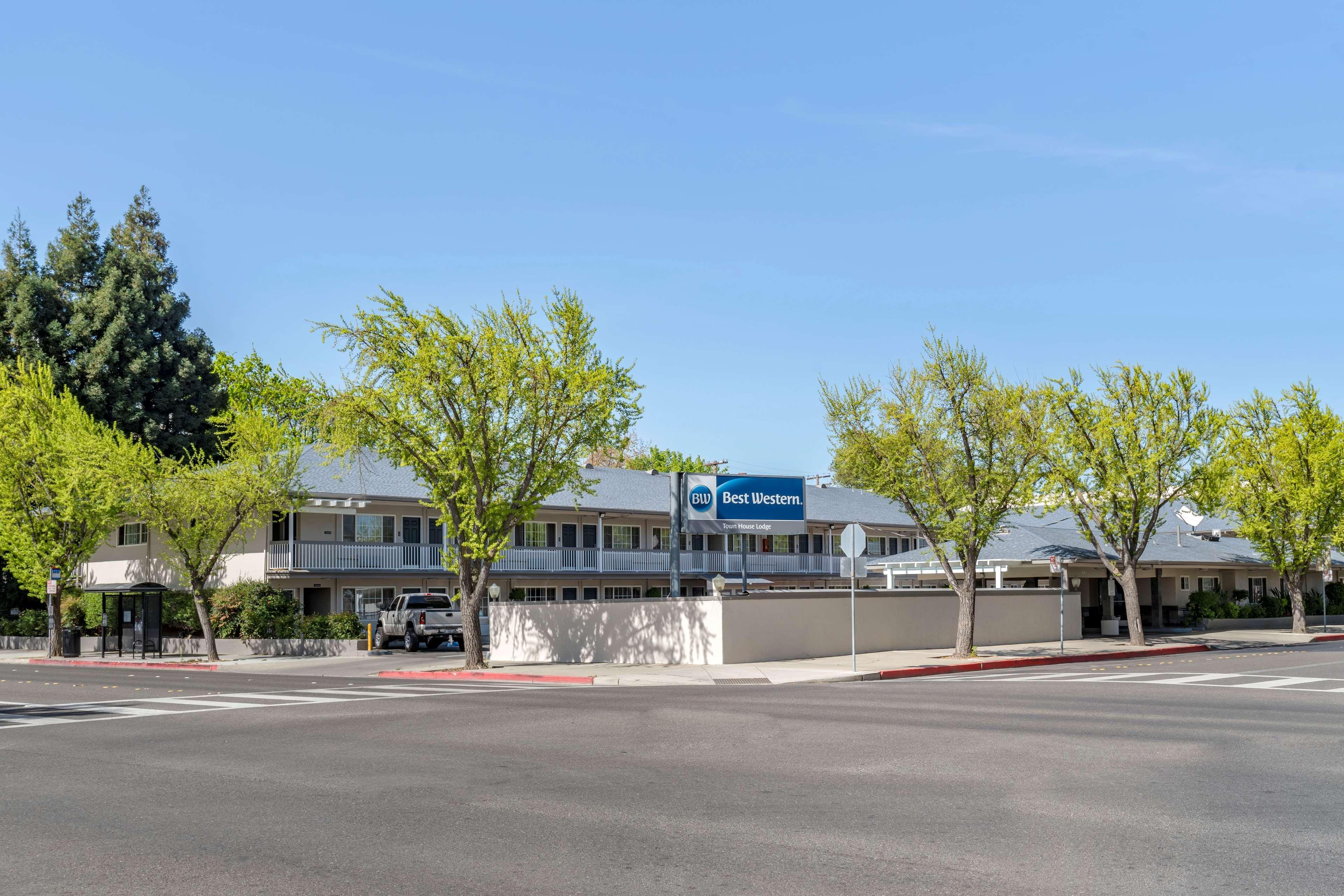 Best Western Town House Lodge Modesto Exterior photo