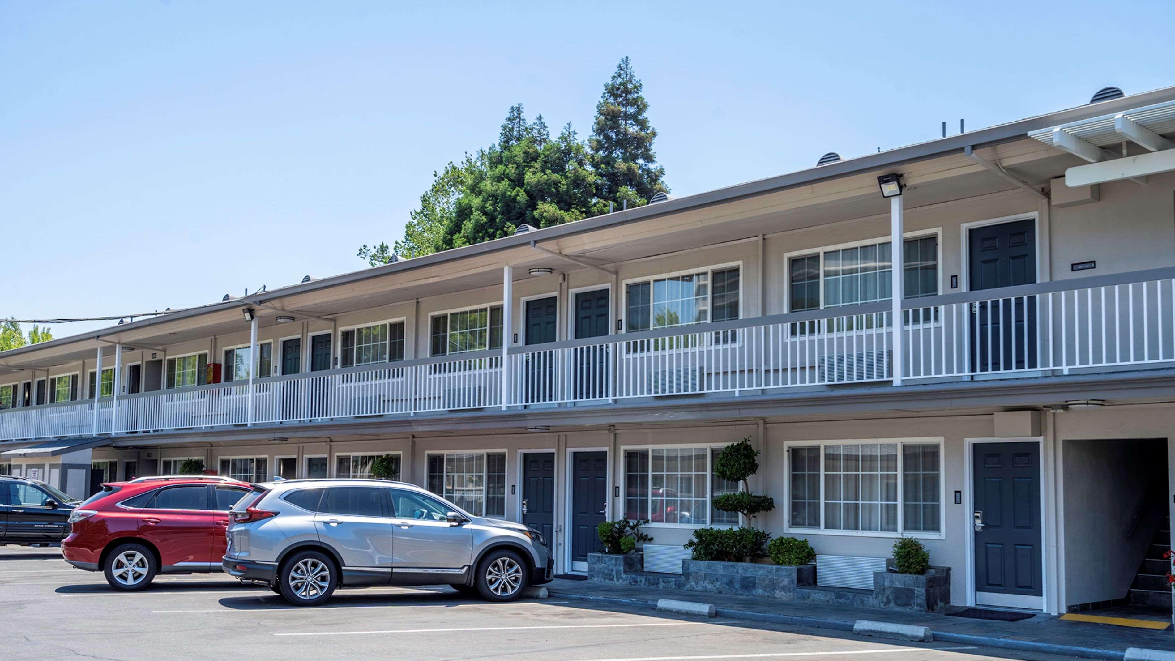 Best Western Town House Lodge Modesto Exterior photo