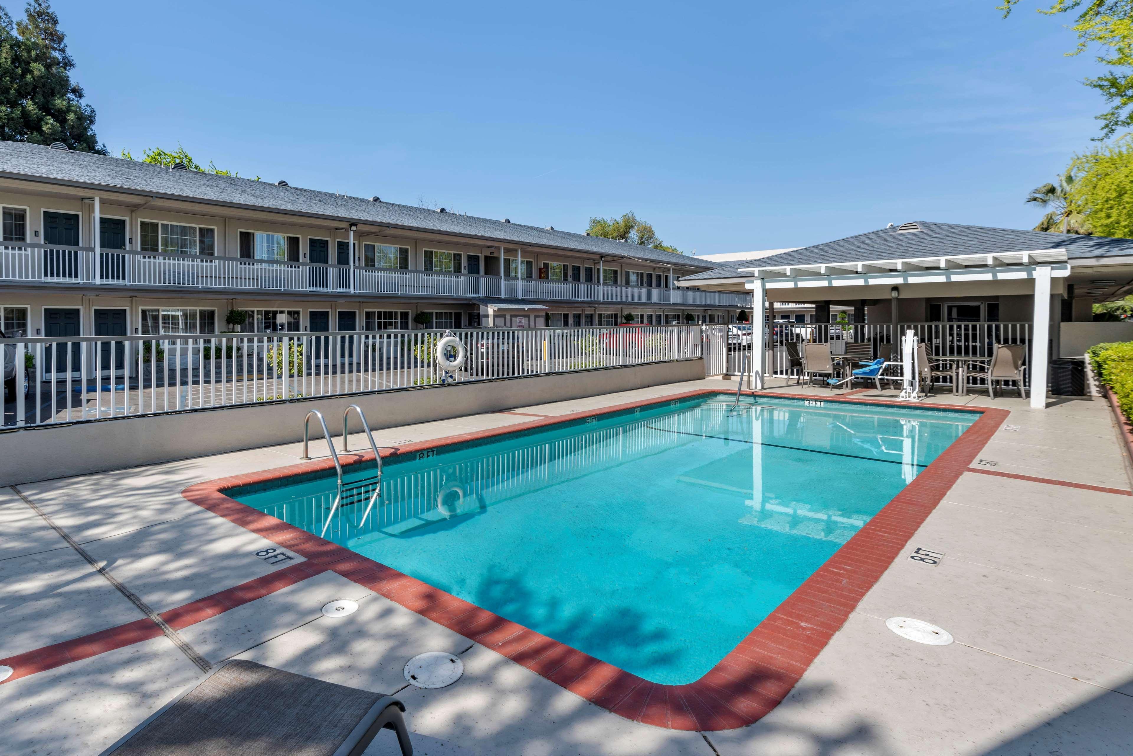 Best Western Town House Lodge Modesto Exterior photo